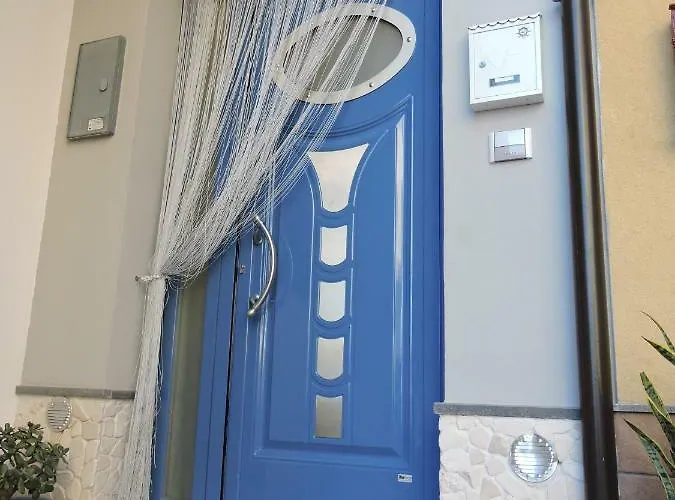 アパート Maretna ジャルディーニ・ナクソス